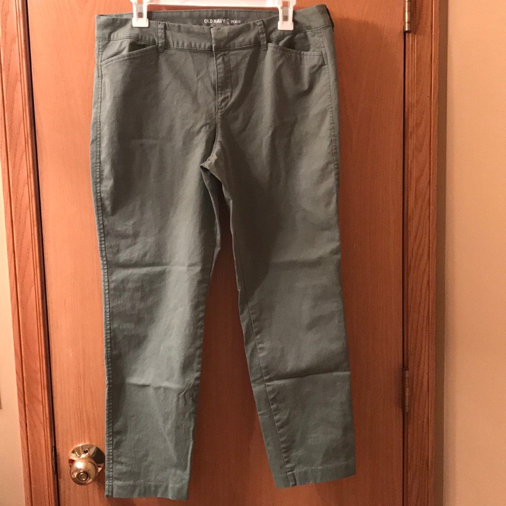 Old Navy army green pants